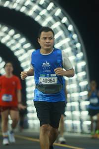 BIB: 1000, 2021, 40964
                            <button type="button" onclick="openModal(21116780)" class="btn btn-primary btn-sm float-right btn-popup" data-toggle="modal" data-target=".modal-high-quality">
                        <i class="fas fa-shopping-cart"></i> Add to Cart
                    </button>
                                            <button type="button" onclick="isThisMe(21116780, true)" class="btn btn-success btn-sm float-right btn-popup btn-isme hidden" data-toggle="tooltip" data-placement="bottom" title="นี่คือรูปของคุณใช่ไหม คลิกที่นี่เพื่อเอาเข้าอัลบั้ม">
                        <i class="fas fa-plus"></i> Add to album
                    </button>
                    <button type="button" onclick="isThisMe(21116780, false)" class="btn btn-warning btn-sm float-right btn-popup btn-isnotme hidden">
                        <i class="fas fa-ban"></i> Remove from album
                    </button>